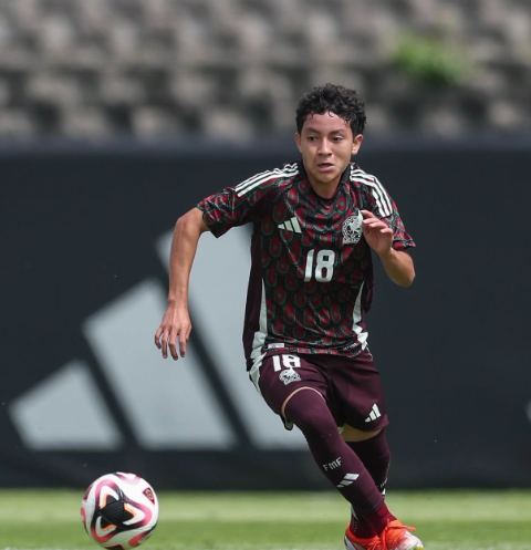 César Villalúz